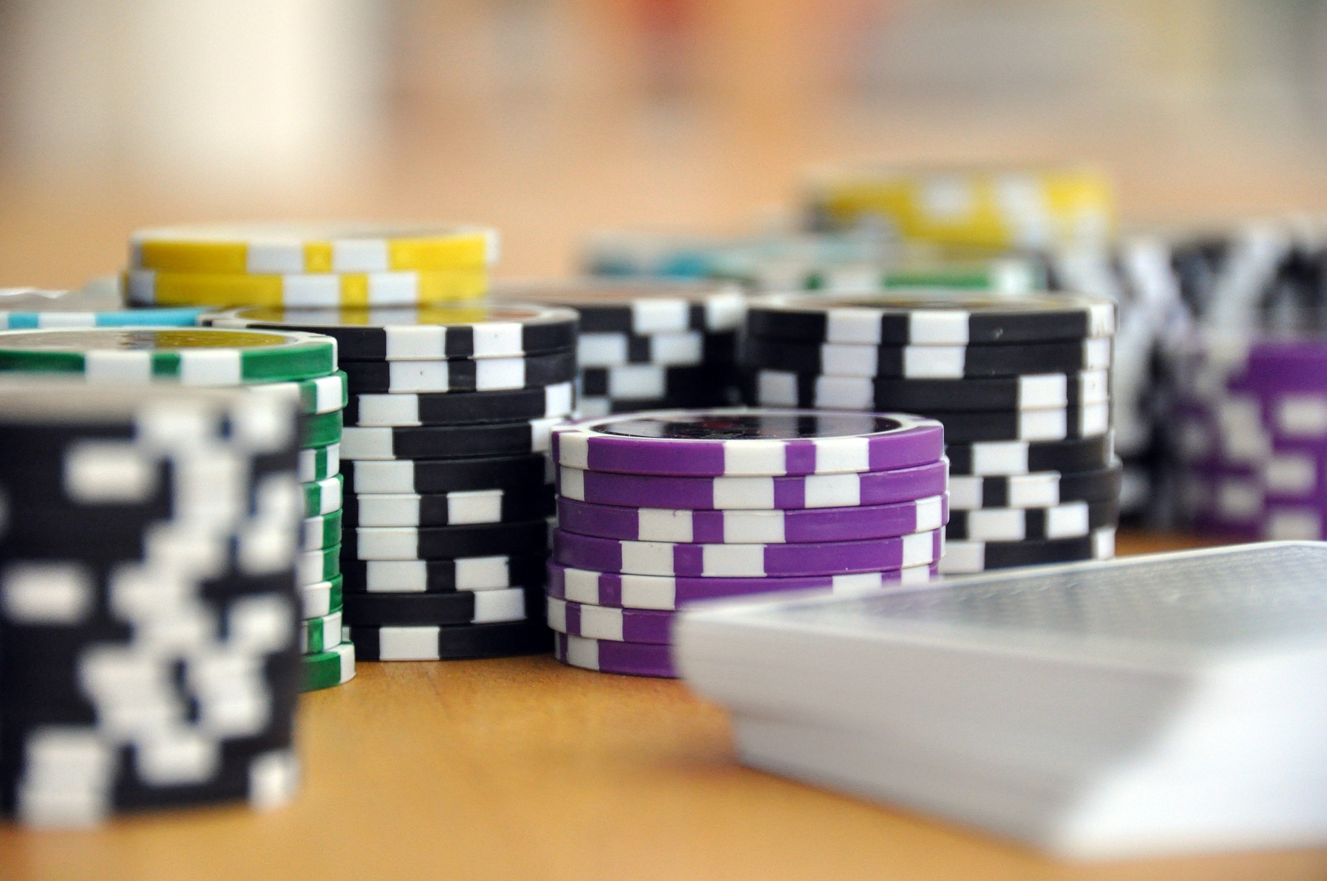 Tips to Win in Online Gambling